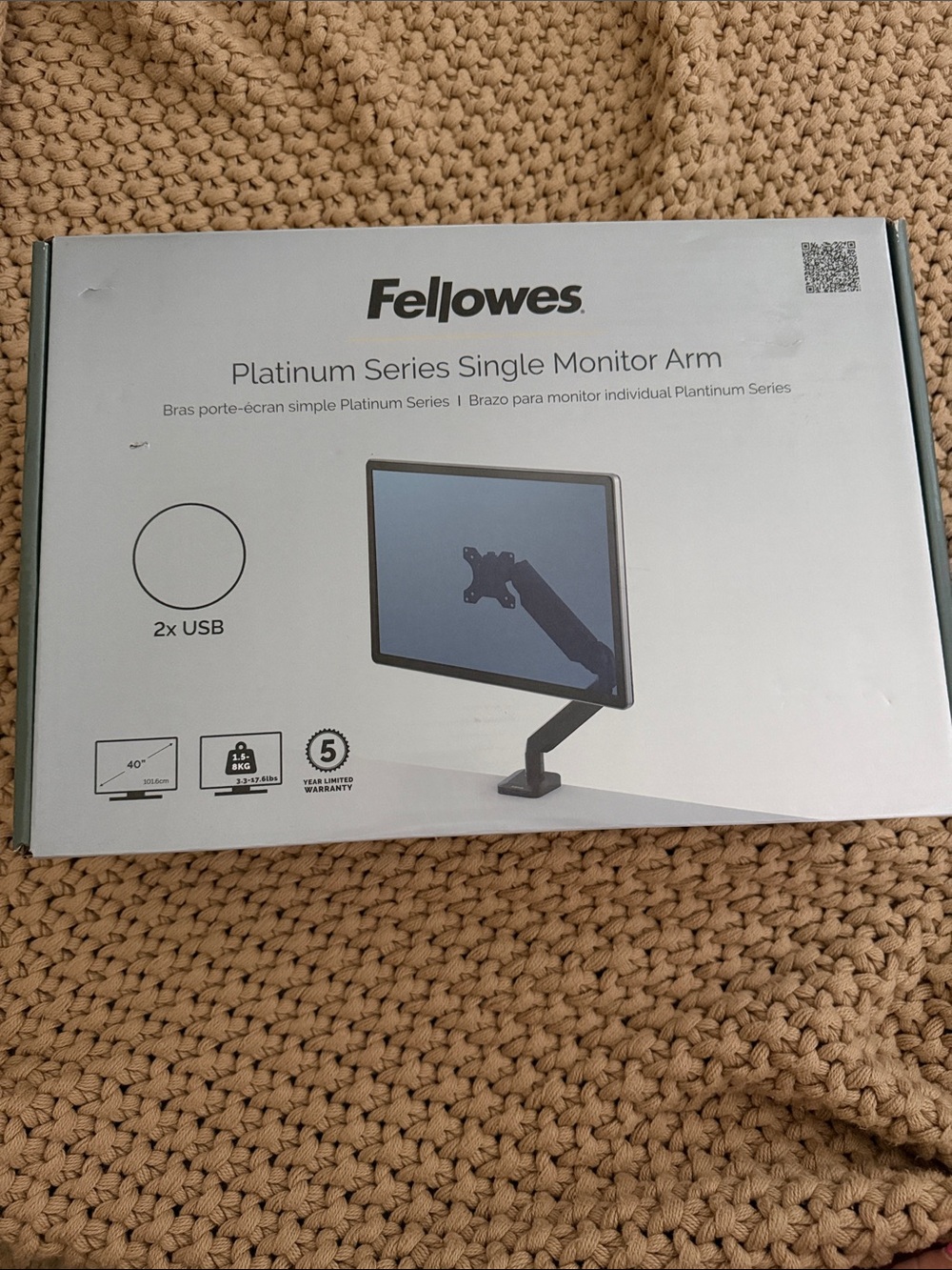 Fellowes Platinum Series Single Monitor Arm